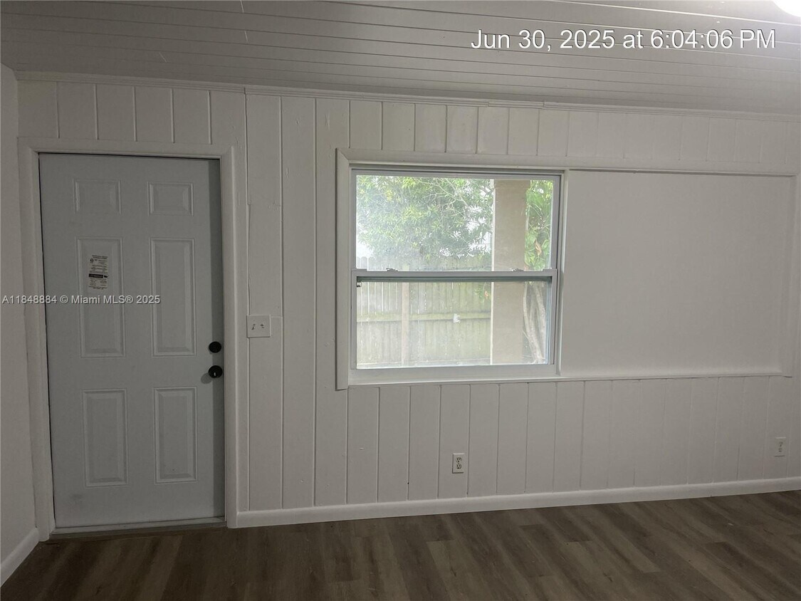 Foto del edificio - 4000 Greenwood Ave