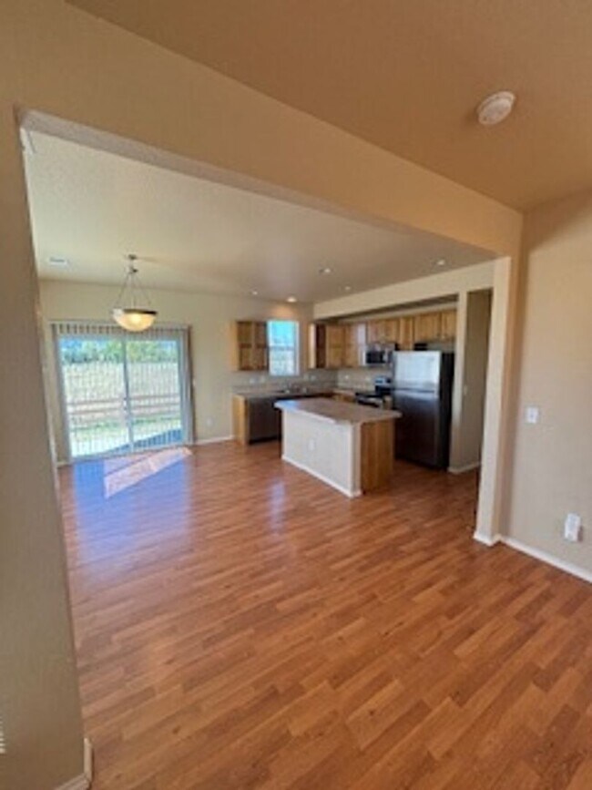 Building Photo - $250 Admin Fee Waived!! Spacious 3BR Home ...