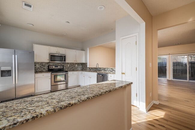 Building Photo - 3959 Katherine Way