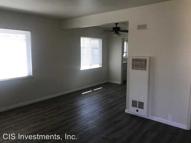 Building Photo - 3865 Sequoia St