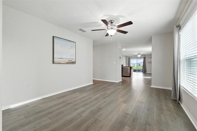 Foto del edificio - 3903 Silver Strand Trl