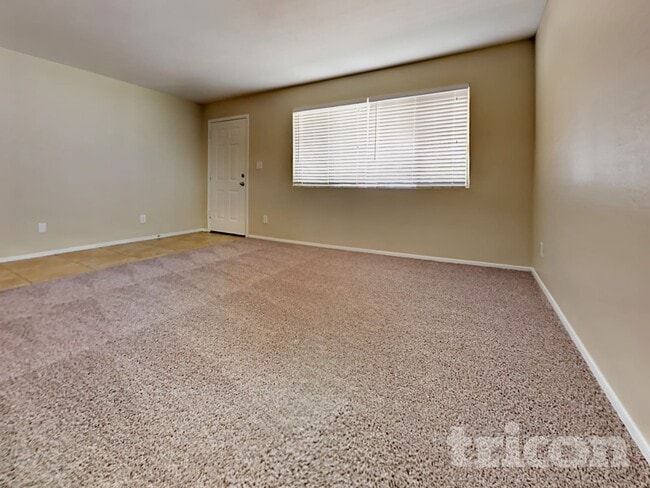 Building Photo - 11448 N 46th Ave