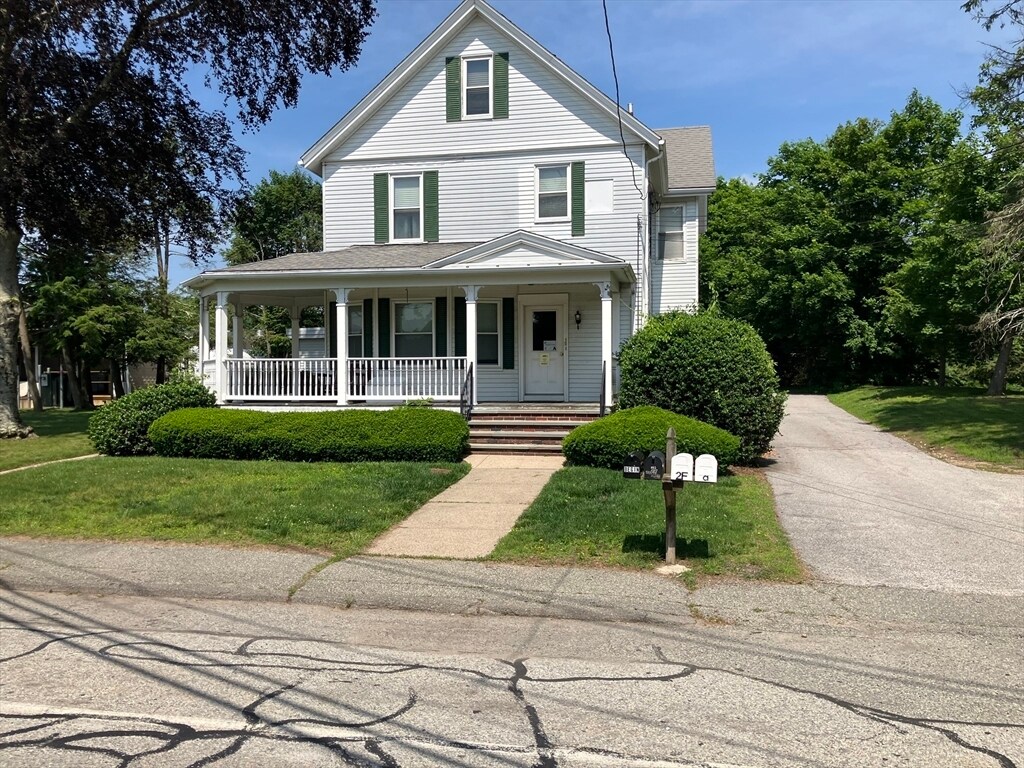 Foto principal - 985 S Main St