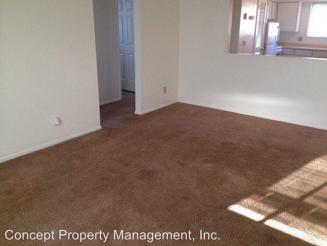 Building Photo - 1060 E 3900 S