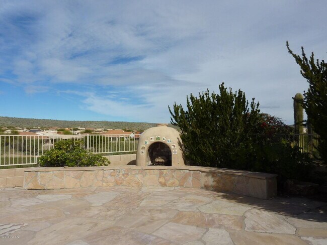 Foto del edificio - 38006 S Desert Highland Dr