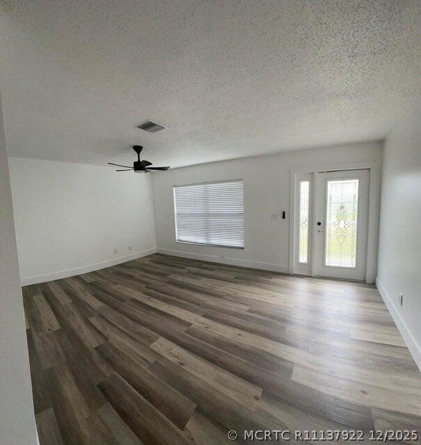 Foto del edificio - 402 NE Armory Cir