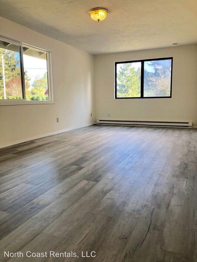 Building Photo - 3 br, 2 bath House - 202 Woodland Ave