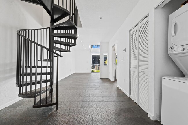 Foto del edificio - 1490 SE 15th St