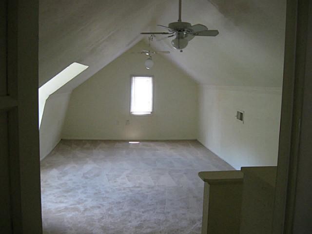 Building Photo - 5134 Vanderbilt Ave