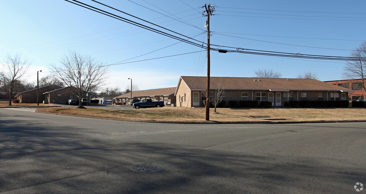 Foto del edificio - Spencer Brown Thomas Homes