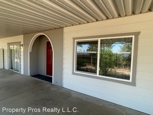 Building Photo - 2 br, 2 bath House - 2675 S. Sunset Dr.