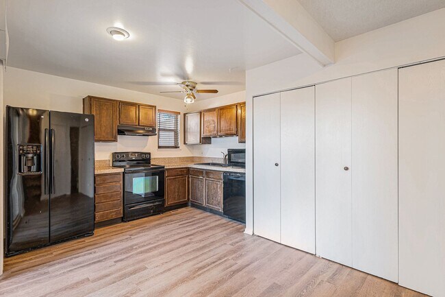 Foto del edificio - 9574 E Kansas Cir