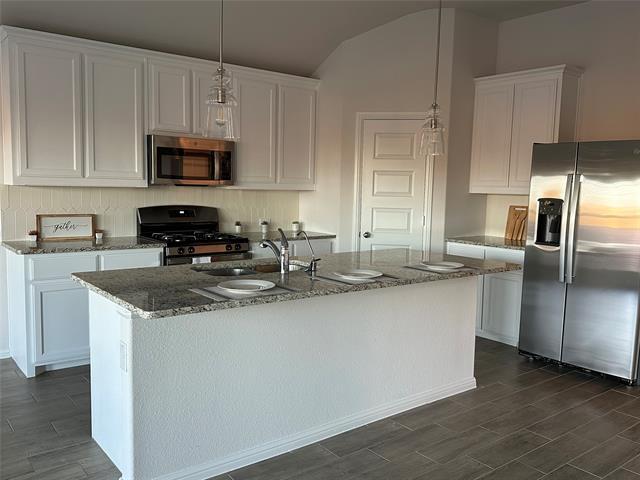 Foto del edificio - 6504 Auburn Dl Rd