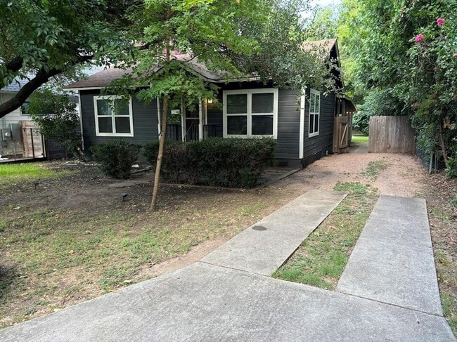 Foto del edificio - 5610 Montview St