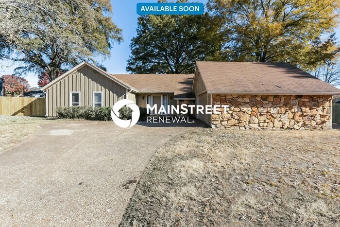 Foto principal - 3 Bedroom Pet-Friendly Home in Memphis, TN...