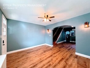 Building Photo - 437 Markle St