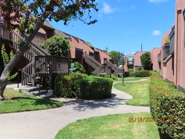 Foto del edificio - 6333 Mount Ada Rd