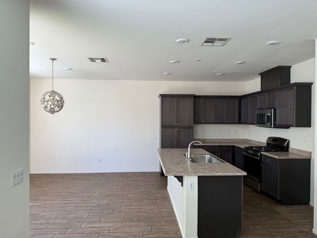 Foto del edificio - 30421 Village Terrace Dr
