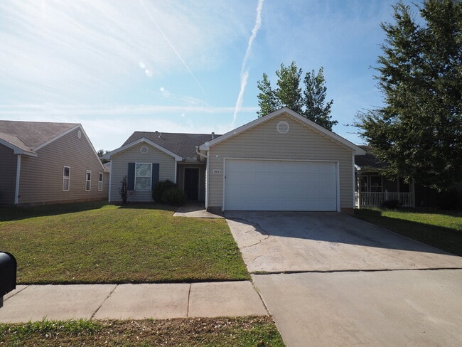 Building Photo - 5524 Del Creek Rd