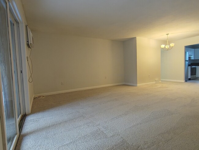 Building Photo - 66 Highwood Dr