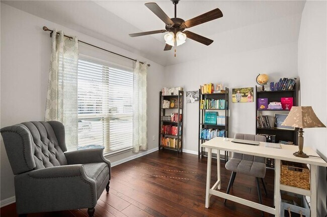 Foto del edificio - 117 Beech Creek Ln
