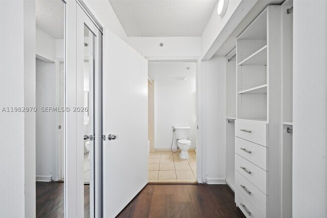 Foto del edificio - 102 SW 6th Ave