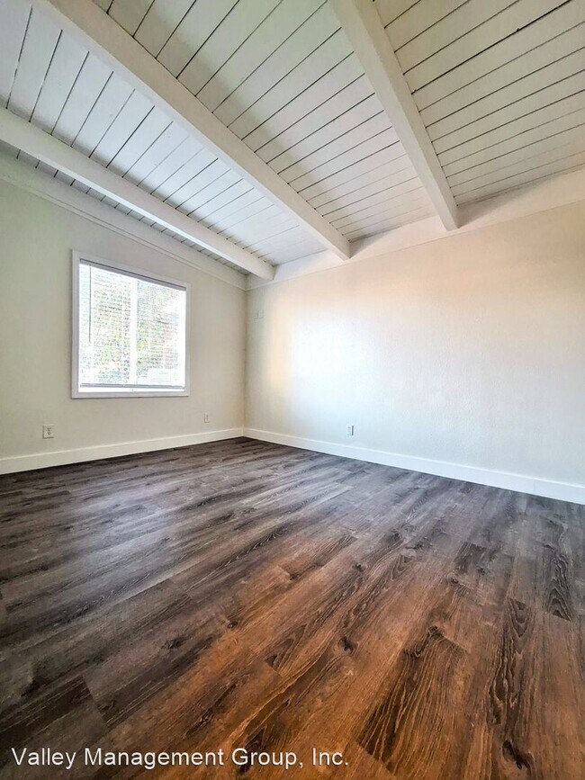 Building Photo - 3 br, 1 bath House - 2568 Illinois St