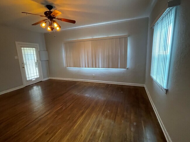 Foto del edificio - 1447 Redondo Ave