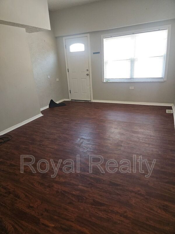 Foto del edificio - 2332 Fox Wy