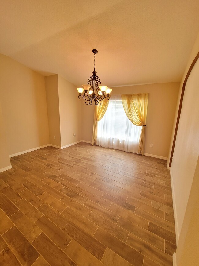 Foto del edificio - 3482 Beaumont Loop
