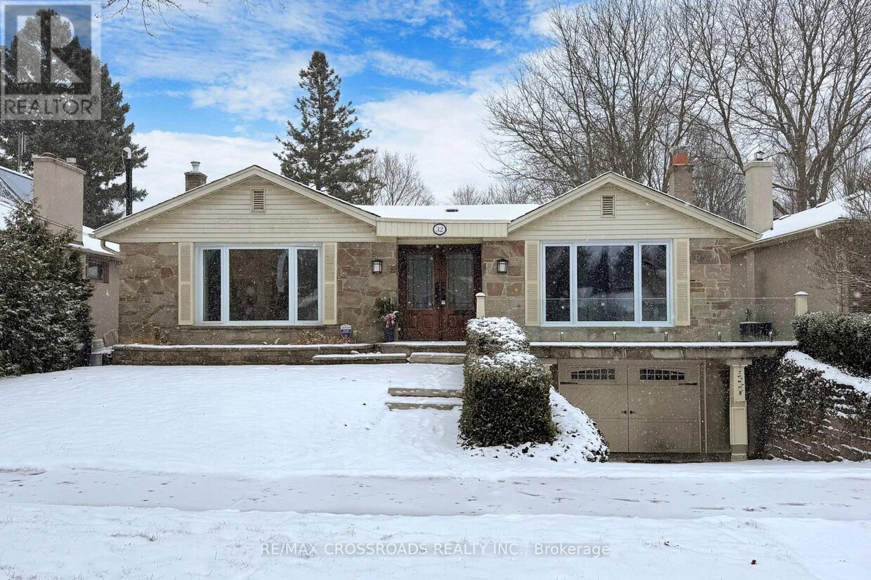 Photo principale - 32 Crossburn Dr