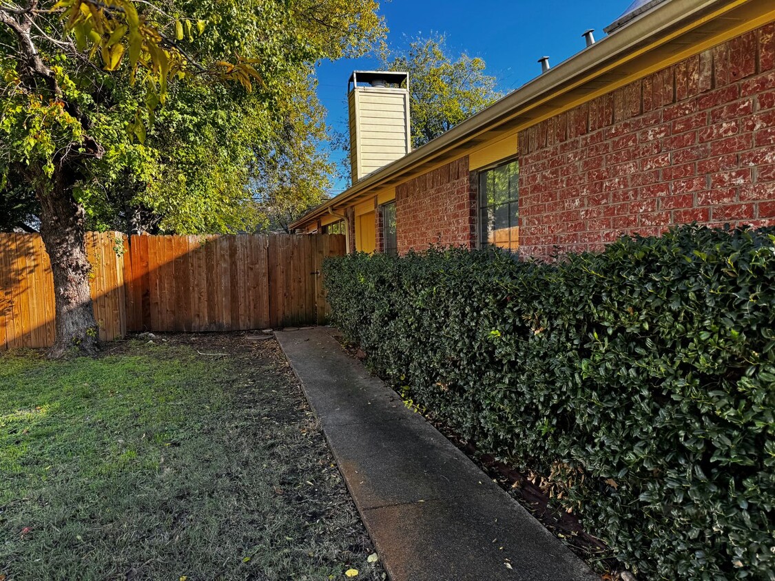 Foto principal - 4738-4740 Berridge Lane