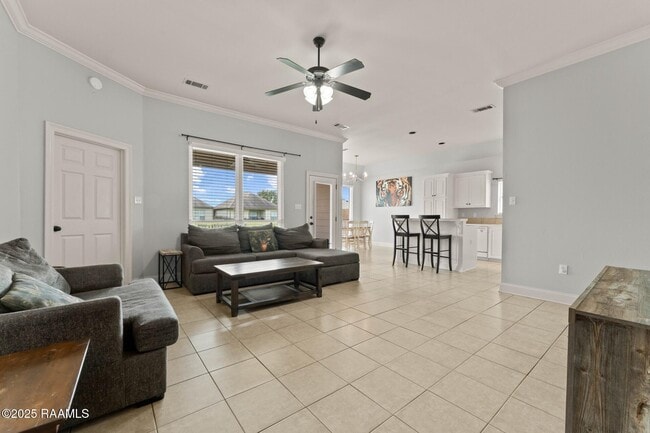 Foto del edificio - 2934 Nicholson Lake Dr
