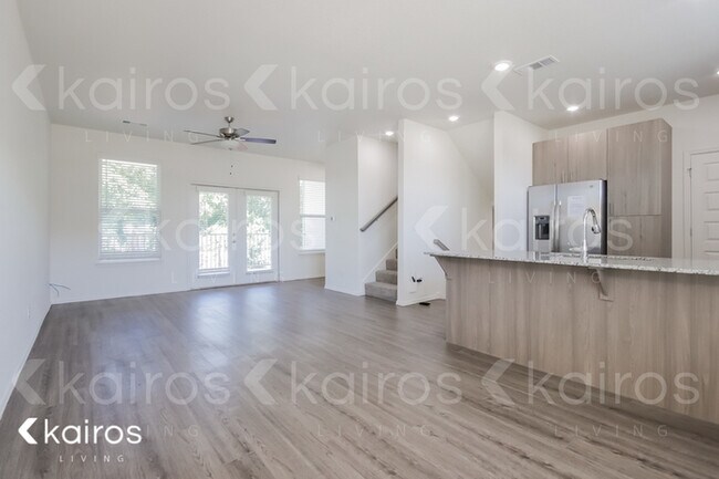 Foto del edificio - 1514 S. Razorback Road