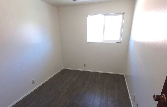 Building Photo - Fortney 4 plex