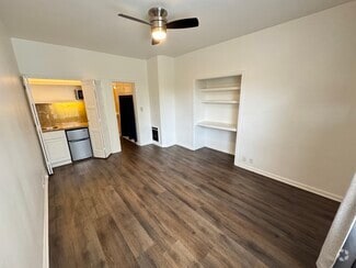 Building Photo - 826 Lorraine Blvd