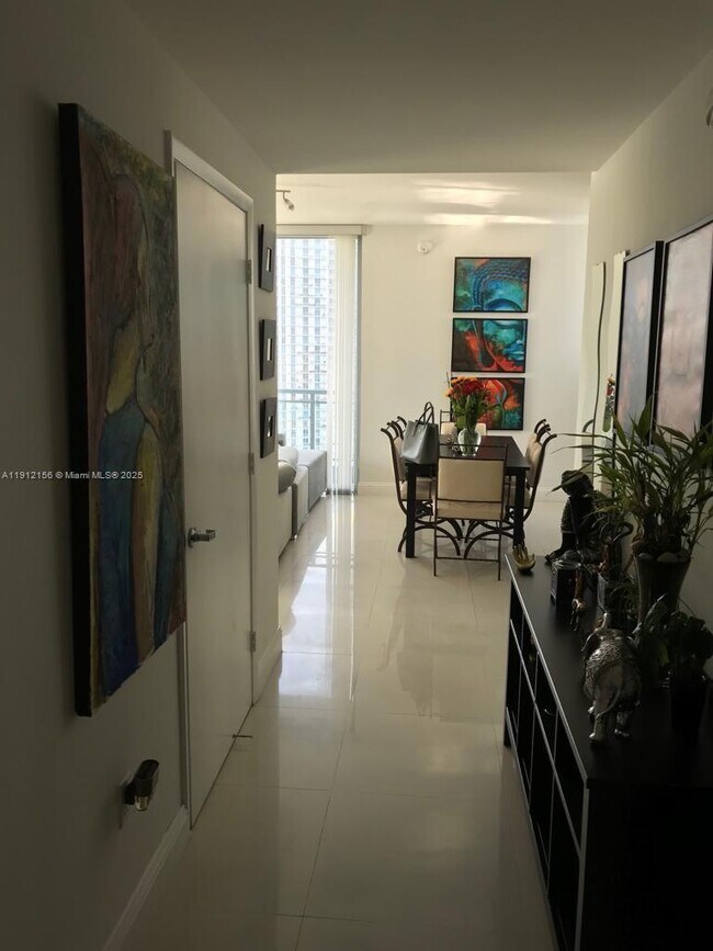 Foto del edificio - 90 SW 3rd St