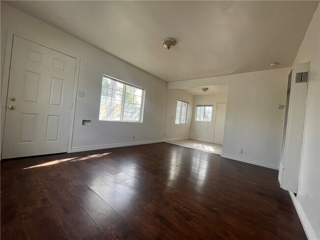 Building Photo - 3855 Locust St