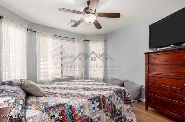 Foto del edificio - 41793 W Sunland Dr