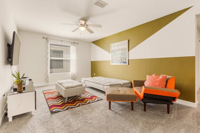 Foto del edificio - 4718 Kings Castle Cir