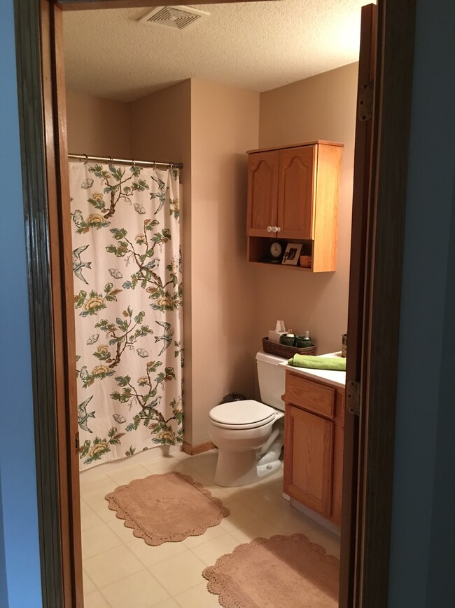 Foto del edificio - 8976 Spring Ln