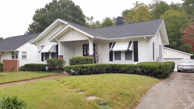 Foto del edificio - 2007 S Benbow Rd