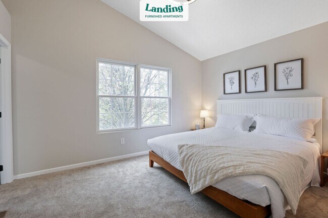 Foto del edificio - 1374 Chickweed St