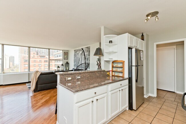 Foto del edificio - 5757 N Sheridan Rd