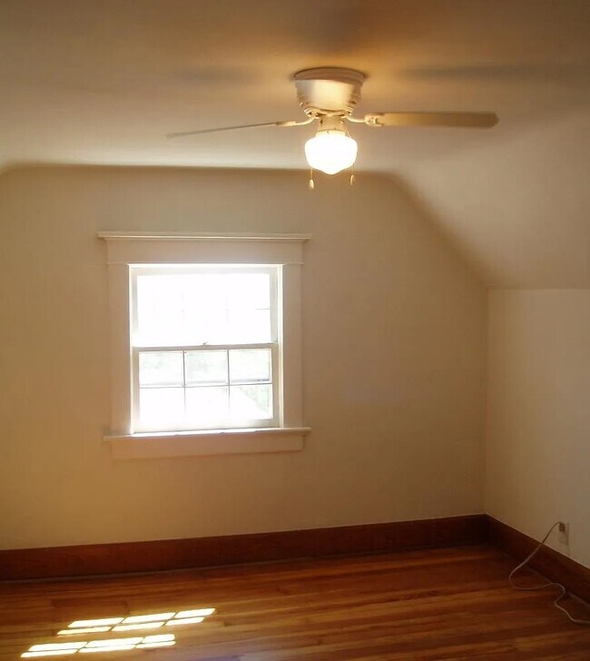 Foto del edificio - 4710 Cass St