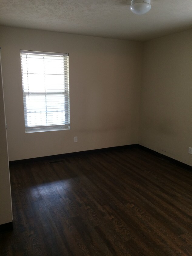 Building Photo - 1228 Indianola St.