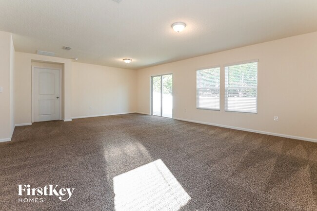 Building Photo - 12055 Sea Grove Pl