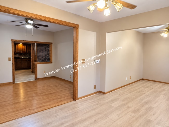 Building Photo - 3811 Sunflower Rd