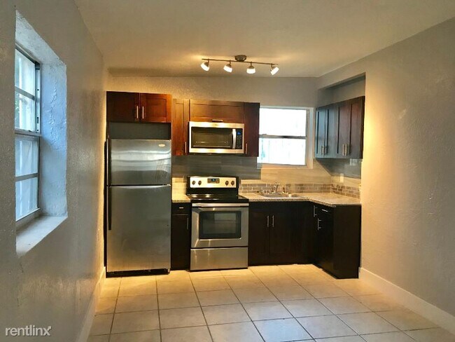 Building Photo - 1 br, 1 bath House - 1345 NW 55 ST 2 Unit 2