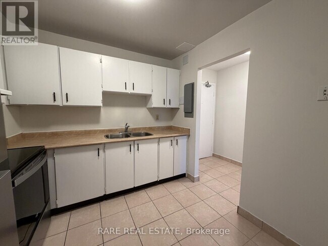 Photo du bâtiment - 45 Bredin Pkwy